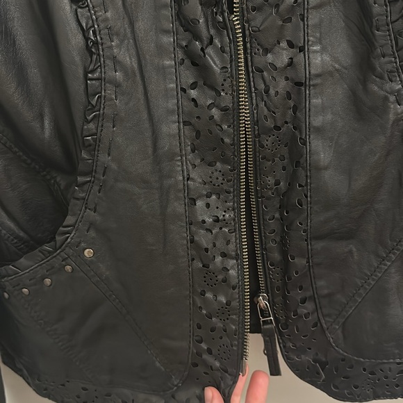 Leather jacket - Picture 3 of 6
